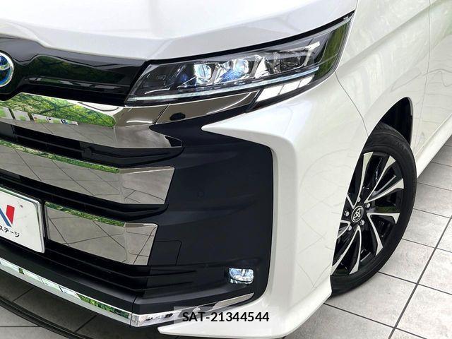 Toyota NOAH HYBRID 2024-03 6996424-12