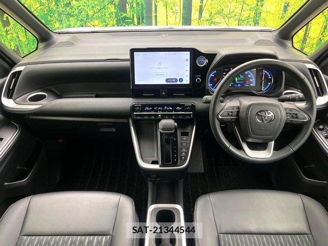 Toyota NOAH HYBRID 2024-03 6996424-1