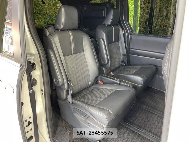 Toyota NOAH HYBRID 2024-04 6996426-8