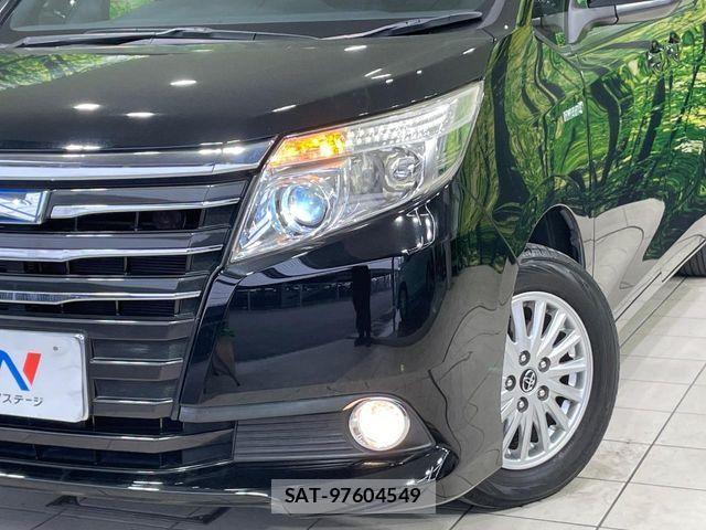 Toyota NOAH HYBRID 2014-09 6996446-11