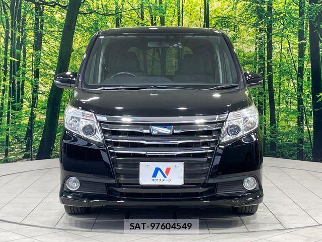 Toyota NOAH HYBRID 2014-09 6996446-13