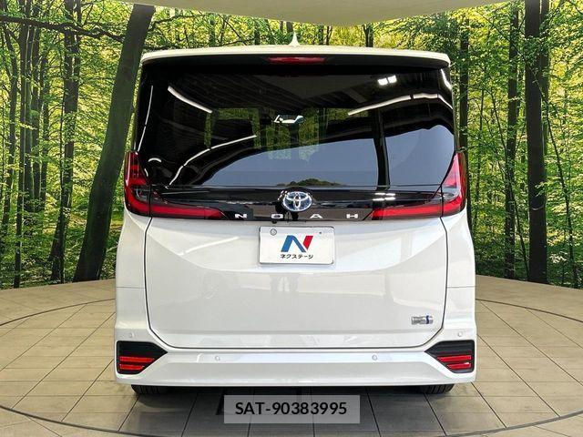 Toyota NOAH HYBRID 2022-06 6996469-15
