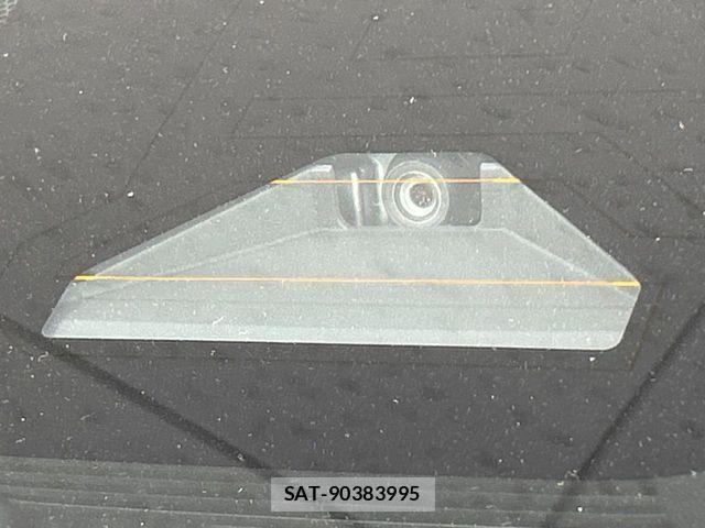 Toyota NOAH HYBRID 2022-06 6996469-4
