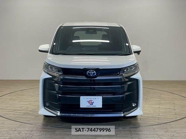 Toyota NOAH HYBRID 2024-10 6996457-13