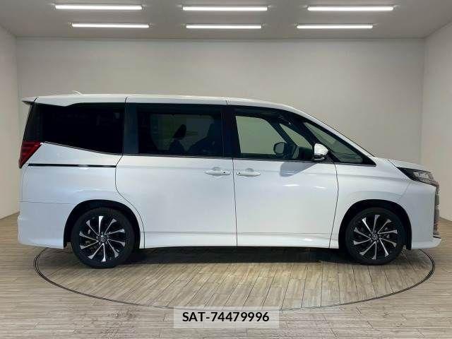 Toyota NOAH HYBRID 2024-10 6996457-16
