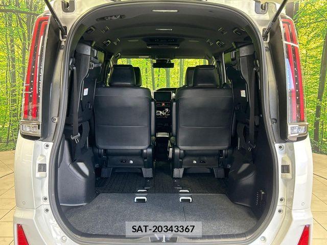 Toyota NOAH HYBRID 2019-11 6996481-9