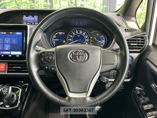 Toyota NOAH HYBRID 2019-11 6996481-10