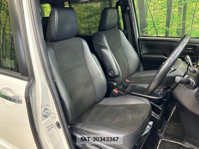 Toyota NOAH HYBRID 2019-11 6996481-6