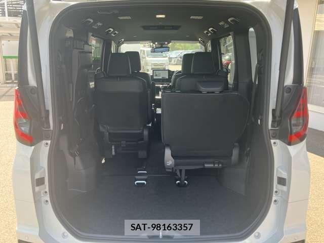 Toyota NOAH HYBRID 2026-01 6996411-11