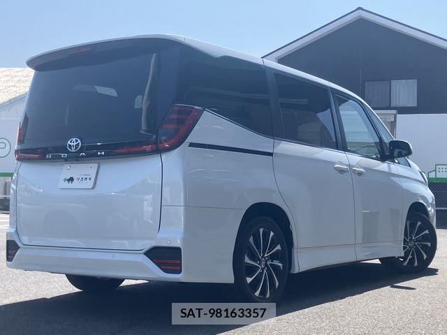 Toyota NOAH HYBRID 2026-01 6996411-24