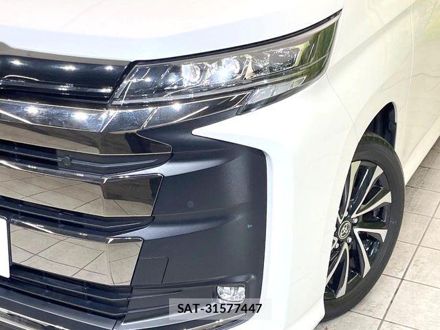 Toyota NOAH HYBRID 2023-06 7021091-12