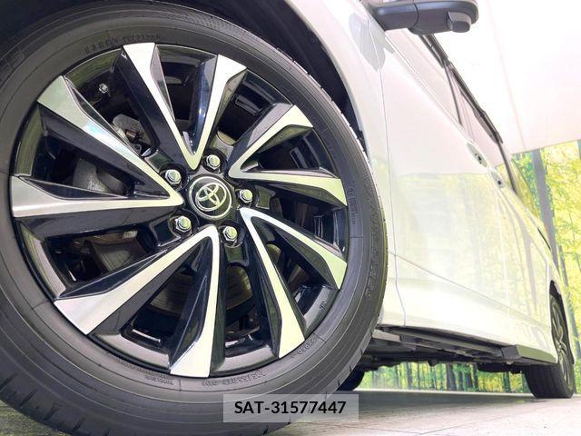 Toyota NOAH HYBRID 2023-06 7021091-13