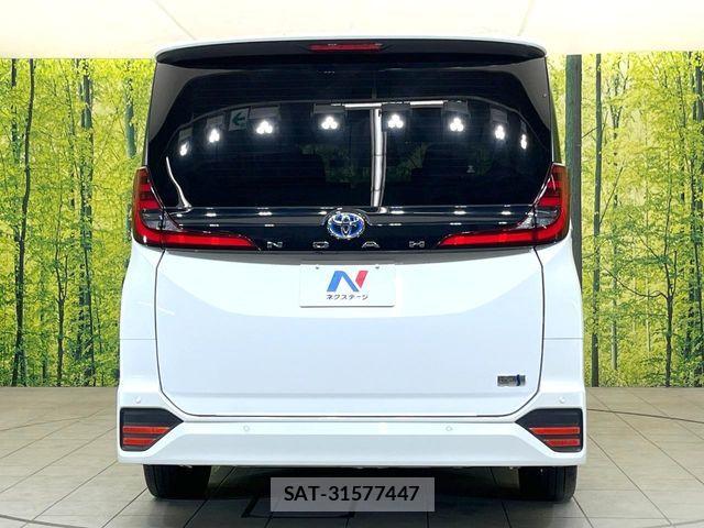 Toyota NOAH HYBRID 2023-06 7021091-15
