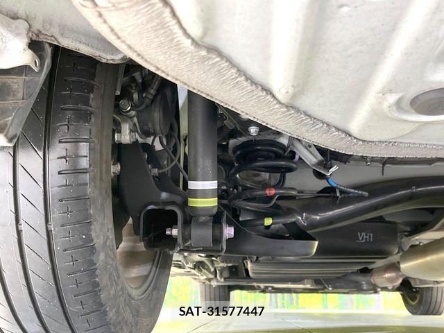 Toyota NOAH HYBRID 2023-06 7021091-19