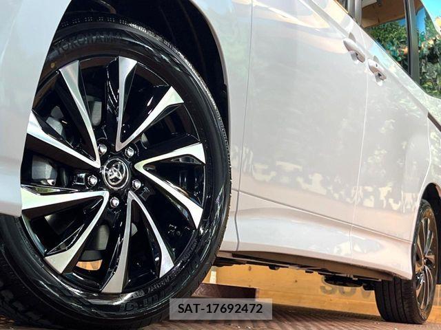 Toyota NOAH HYBRID 2026-04 7021087-14