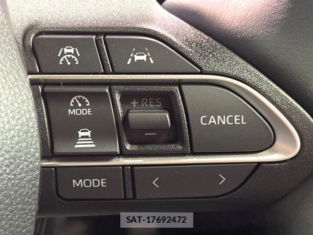 Toyota NOAH HYBRID 2026-04 7021087-5