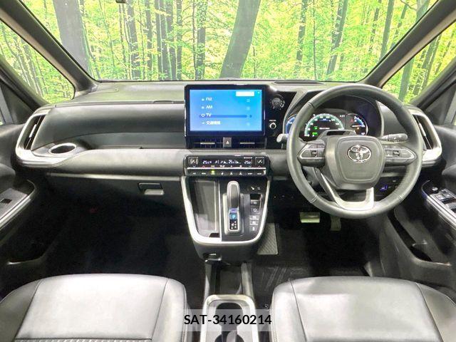 Toyota NOAH HYBRID 2025-05 7021088-7