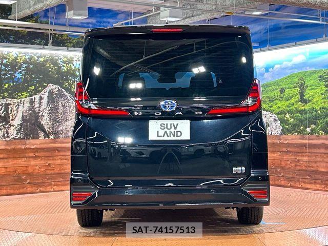 Toyota NOAH HYBRID 2023-03 7021093-15
