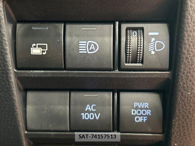 Toyota NOAH HYBRID 2023-03 7021093-6