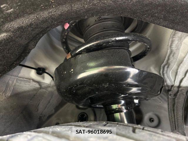 Toyota NOAH HYBRID 2026-01 7059960-19