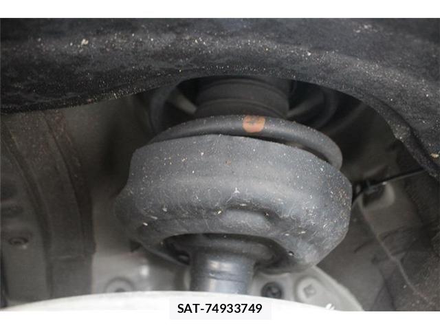 Toyota NOAH HYBRID 2023-01 7059970-21