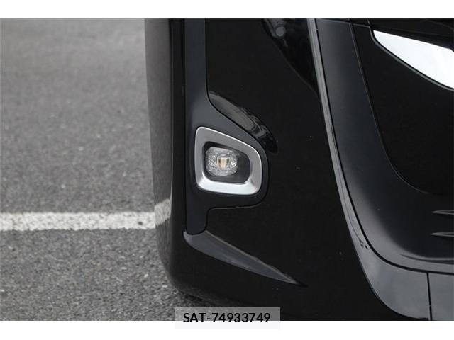 Toyota NOAH HYBRID 2023-01 7059970-25
