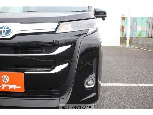 Toyota NOAH HYBRID 2023-01 7059970-26