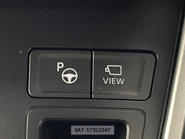 Toyota NOAH HYBRID 2026-04 7059958-4