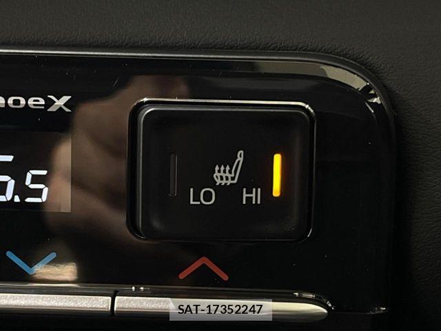 Toyota NOAH HYBRID 2026-04 7059958-5
