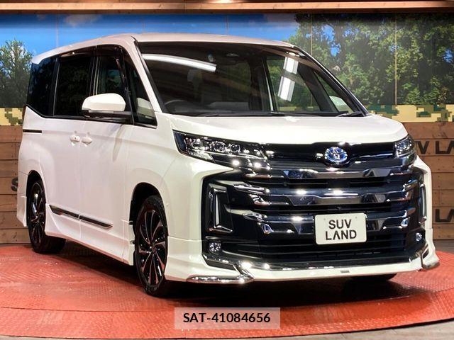 Toyota NOAH HYBRID 2023-02 7059966-15