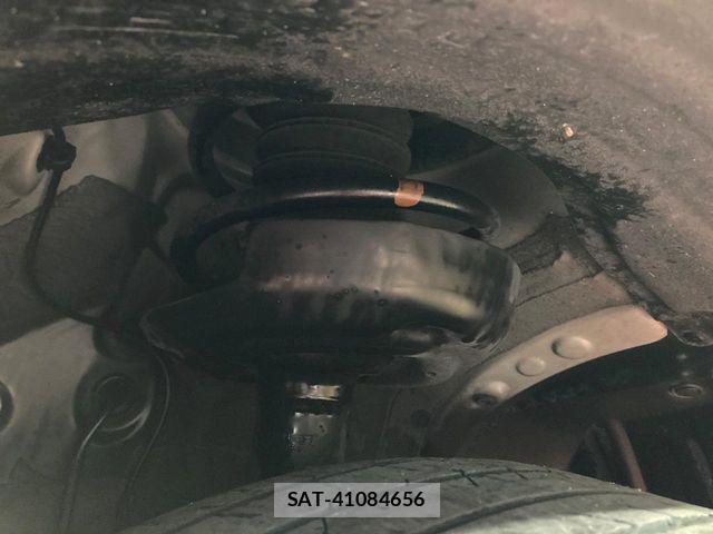 Toyota NOAH HYBRID 2023-02 7059966-19