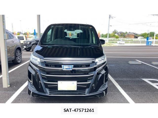 Toyota NOAH HYBRID 2018-04 7059973-1