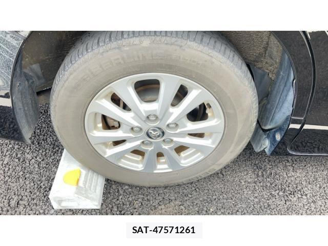 Toyota NOAH HYBRID 2018-04 7059973-6