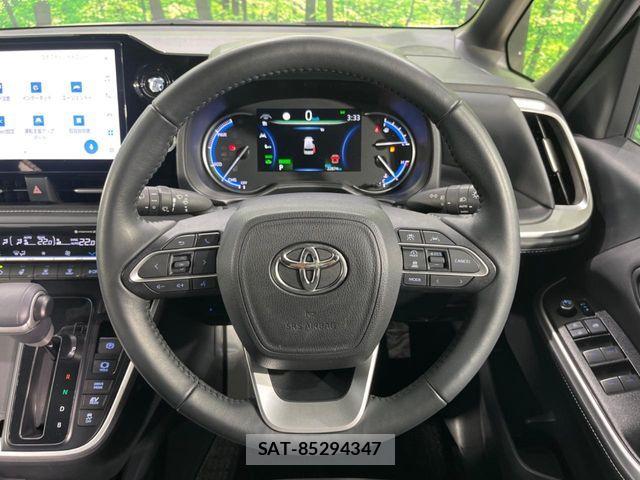 Toyota NOAH HYBRID 2024-02 7057220-11