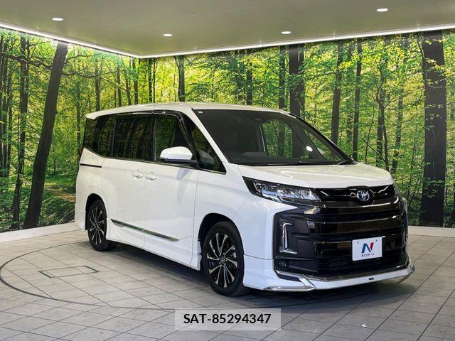 Toyota NOAH HYBRID 2024-02 7057220-16