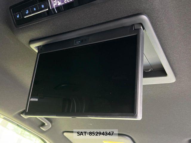 Toyota NOAH HYBRID 2024-02 7057220-2
