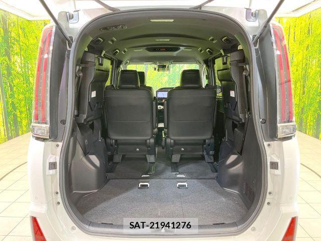 Toyota NOAH HYBRID 2020-03 7059975-10