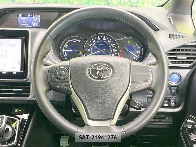Toyota NOAH HYBRID 2020-03 7059975-11