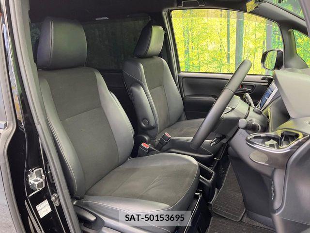 Toyota NOAH HYBRID 2019-09 7059971-8