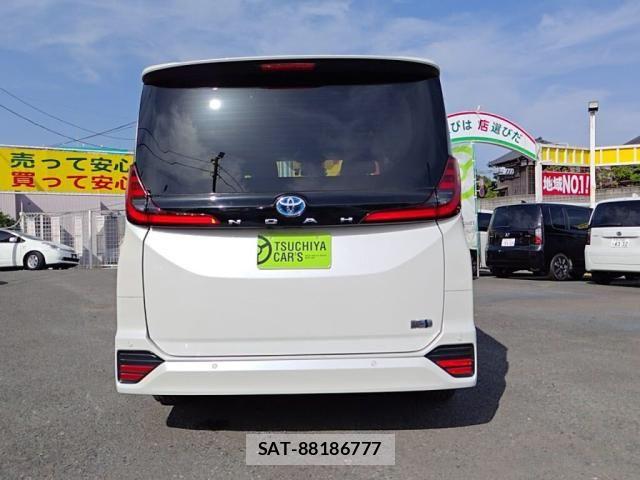 Toyota NOAH HYBRID 2023-02 7059969-9