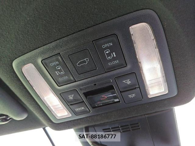 Toyota NOAH HYBRID 2023-02 7059969-18