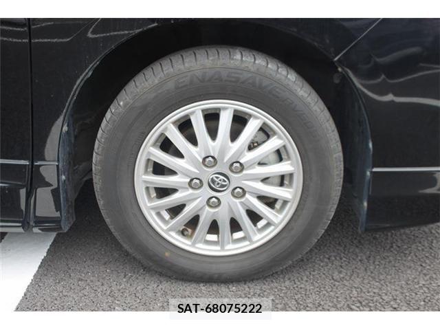 Toyota NOAH HYBRID 2016-09 7059974-12