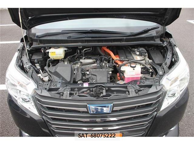 Toyota NOAH HYBRID 2016-09 7059974-18