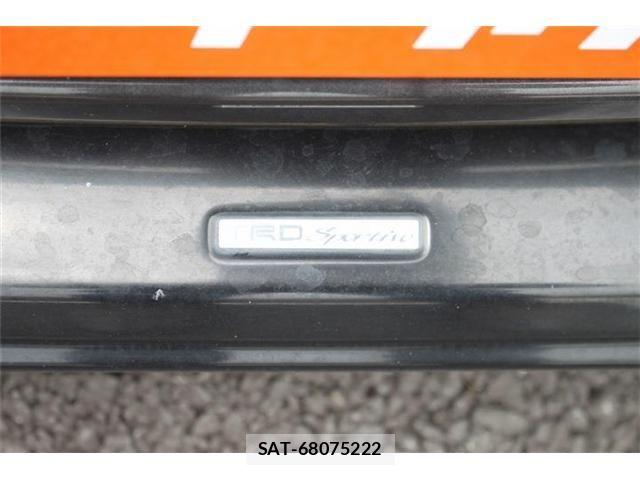 Toyota NOAH HYBRID 2016-09 7059974-3