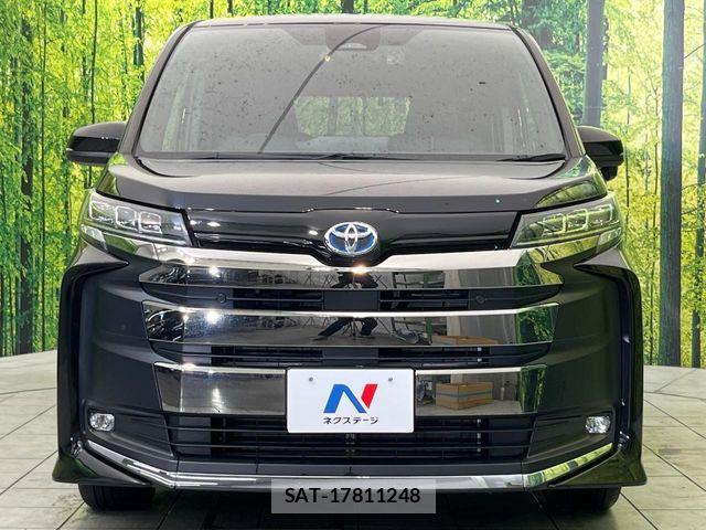 Toyota NOAH HYBRID 2022-10 7059965-14