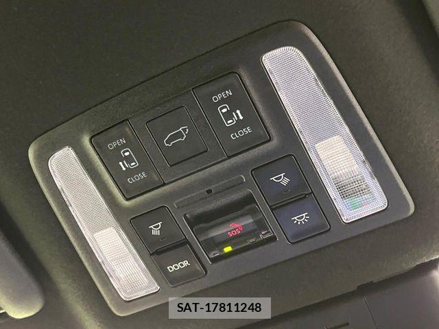 Toyota NOAH HYBRID 2022-10 7059965-5