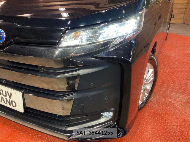 Toyota NOAH HYBRID 2023-01 7059972-12