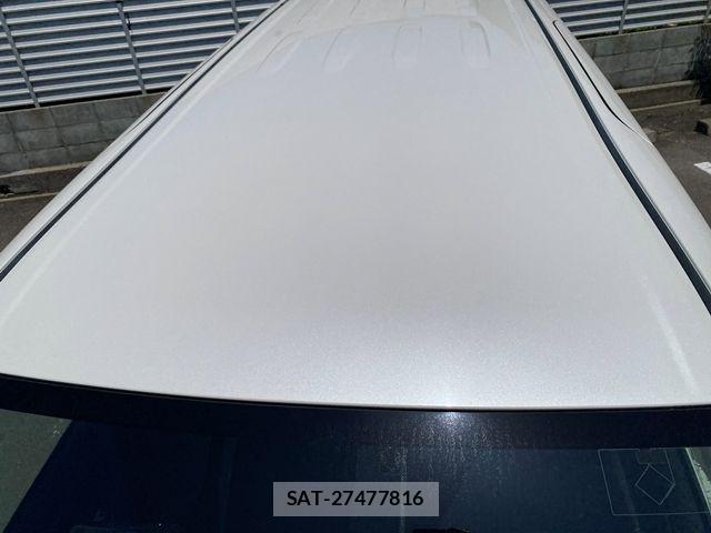 Toyota NOAH HYBRID 2016-04 7222826-9