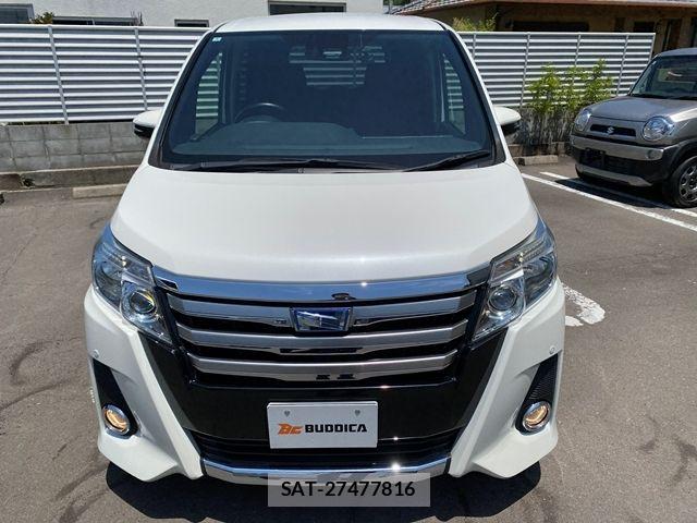 Toyota NOAH HYBRID 2016-04 7222826-2