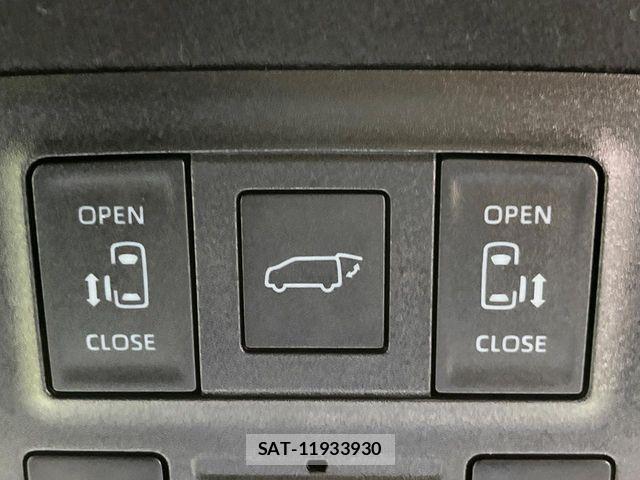 Toyota NOAH HYBRID 2022-12 7222839-7